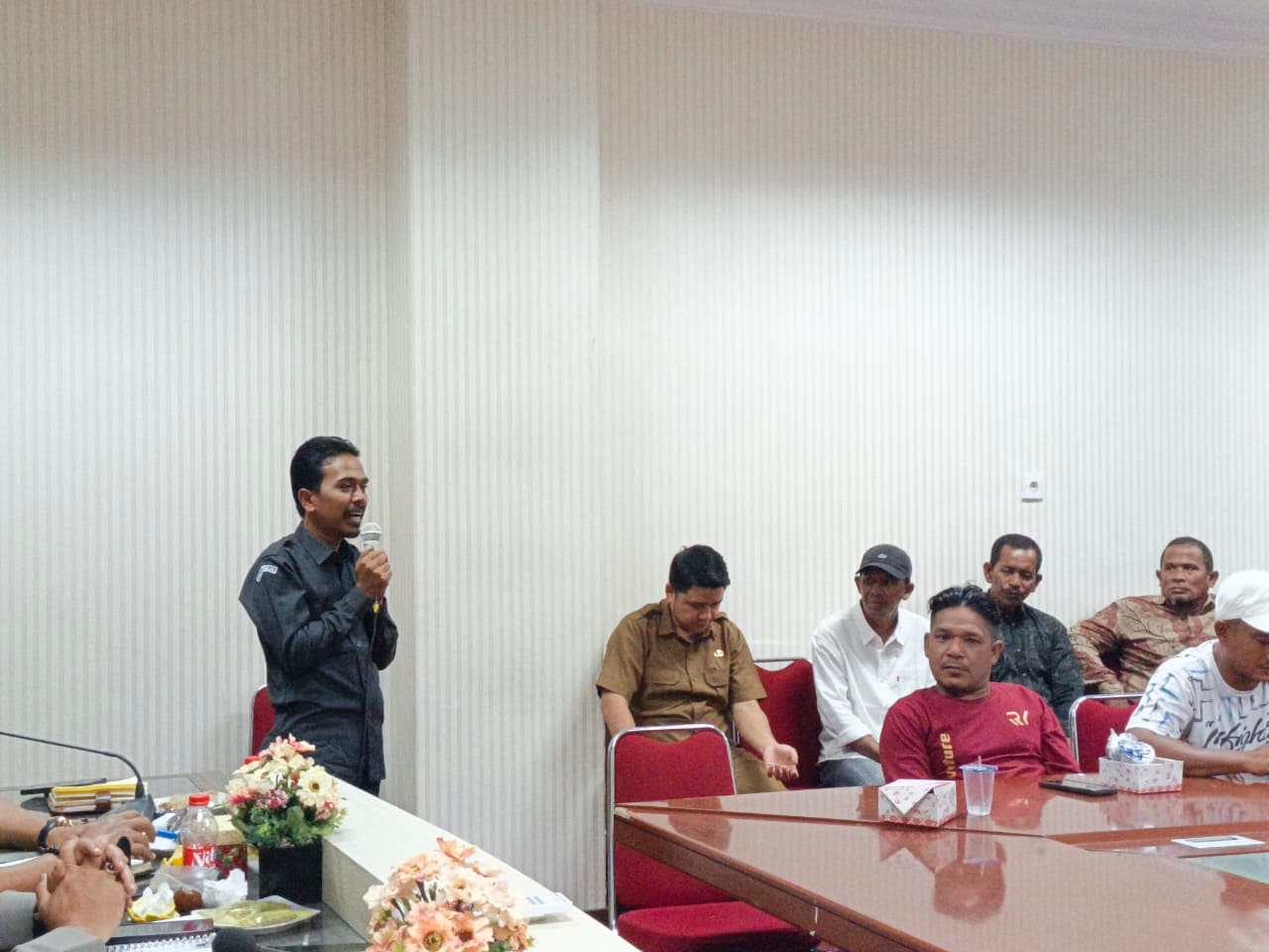 Sosialisasi Tata Cara Pencoblosan pada Pemillihan Keuchik Langsung Tahun 2025 di Kabupaten Pidie Jaya.