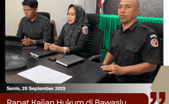 Rapat Kajian Hukum di Bawaslu Kabupaten Pidie Jaya