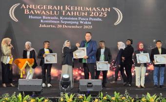 Bawaslu Provinsi Aceh Raih Penghargaan Podcast Terbaik dan Konten Terpopuler 2025.