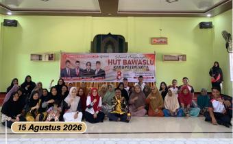 Peringati HUT Bawaslu Kabupaten/Kota, Bawaslu Pidie Jaya Gelar Penanaman Pohon dan Pemeriksaan Kesehatan Gratis